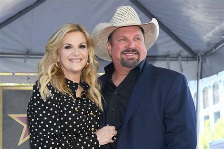 Garth Brooks Wife: A Deep Dive into Her Life, Love, and Legacy