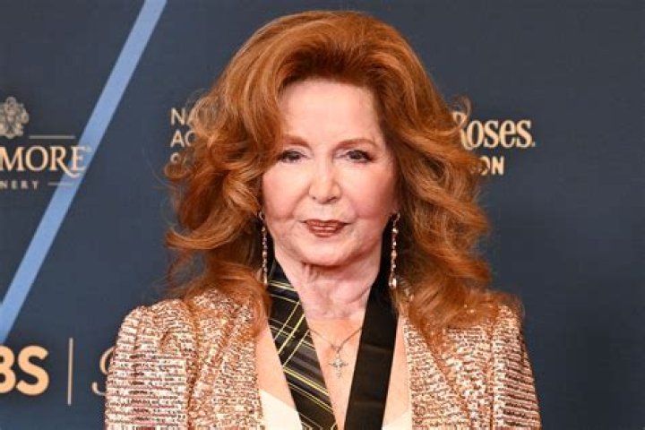 Rita Faez Biografia: Discover the Inspiring Journey of a Rising Star